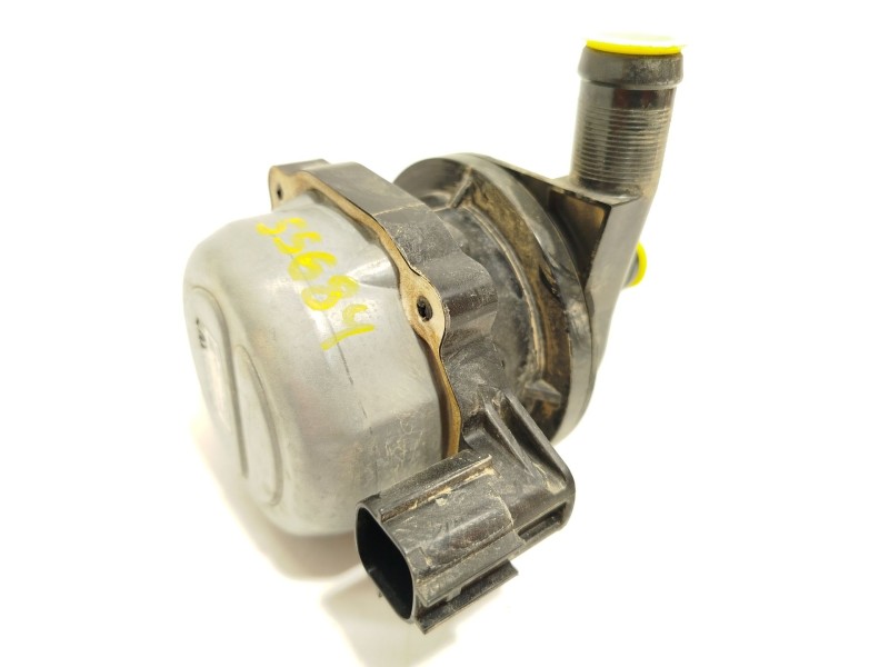 Recambio de bomba agua para nissan leaf (ze1) electric referencia OEM IAM 215815SA0A  0641001451
