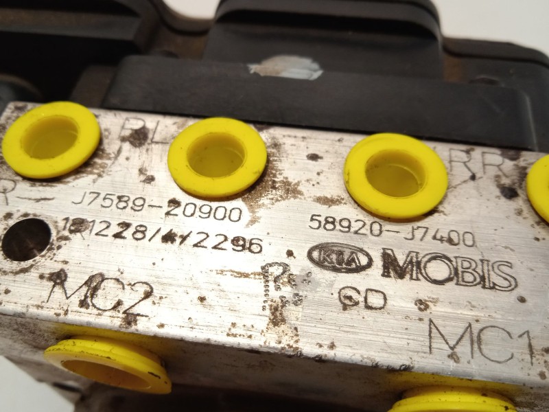 Recambio de abs para kia ceed concept referencia OEM IAM 58920J7400 6158943100 J758920900