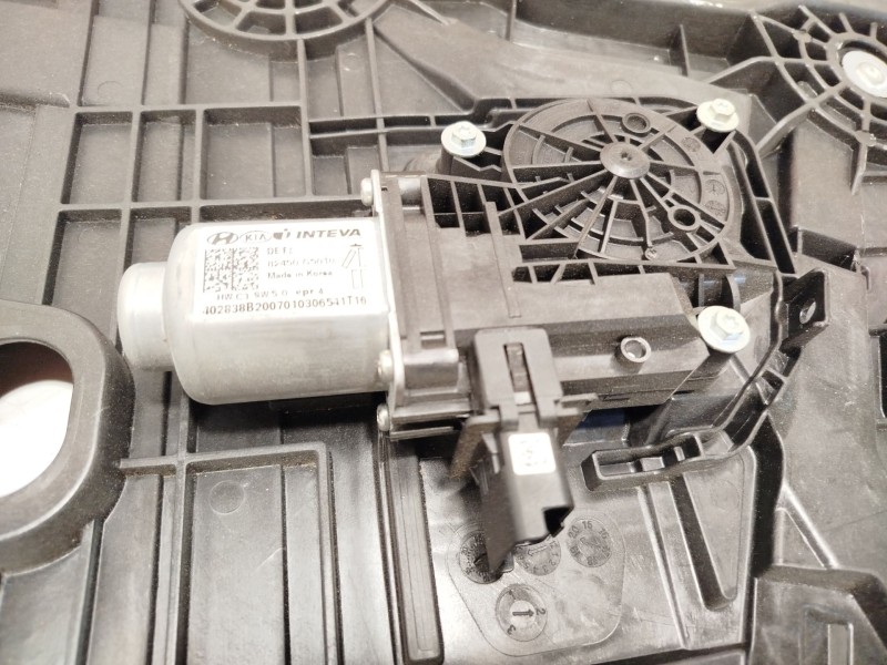 Recambio de elevalunas delantero izquierdo para kia niro referencia OEM IAM 82470G5110 82450G5010 