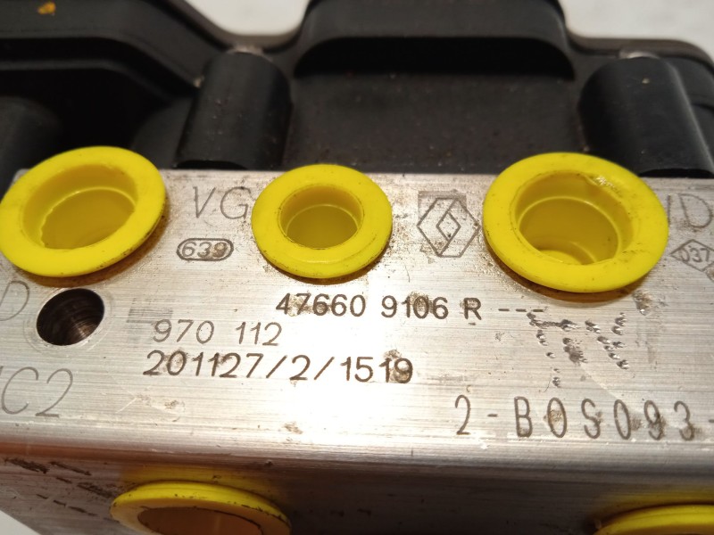 Recambio de abs para renault captur ii zen referencia OEM IAM 476609106R 0265956740 970112