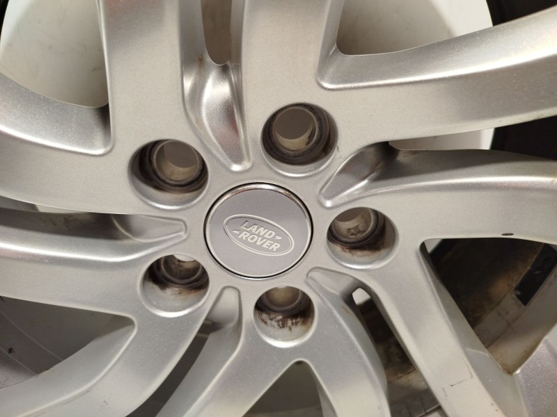 Recambio de llanta para land rover discovery v (l462) 2.0 sd4 4x4 referencia OEM IAM HY321007EA LR081586 