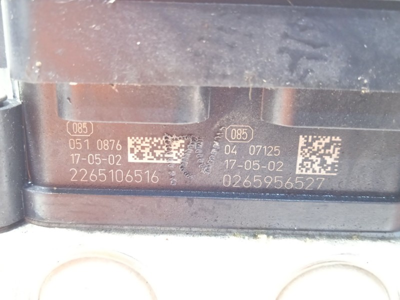 Recambio de abs para dacia duster ambiance 4x4 referencia OEM IAM 476609671R 0265956527 269727