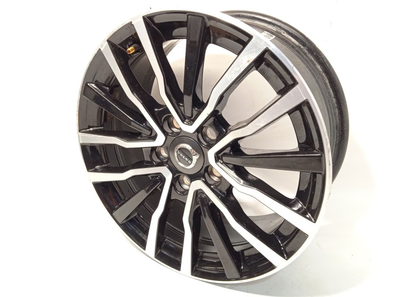 Recambio de llanta para volvo v40 hatchback (525) d2 referencia OEM IAM 31445798  