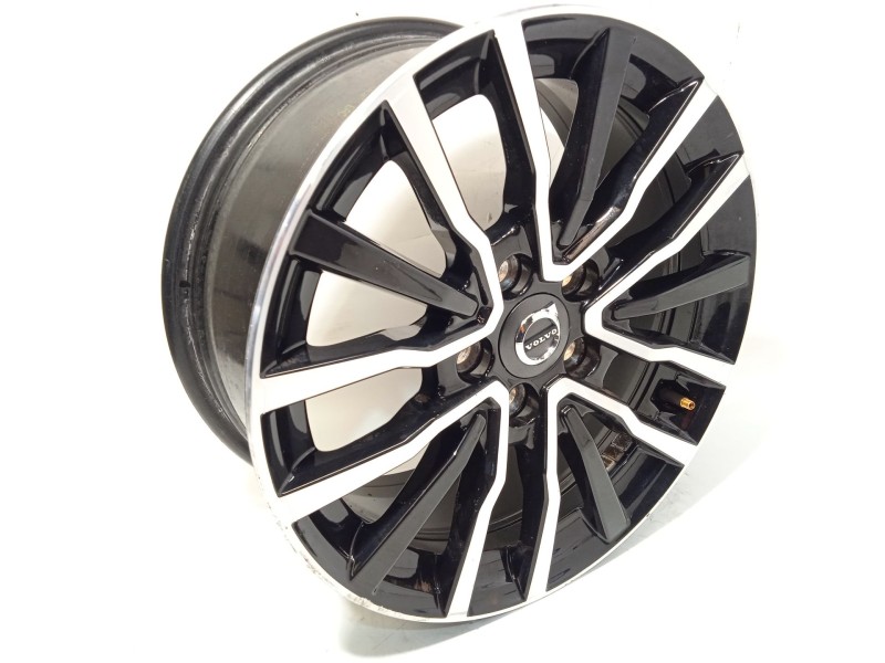 Recambio de llanta para volvo v40 hatchback (525) d2 referencia OEM IAM 31445798  