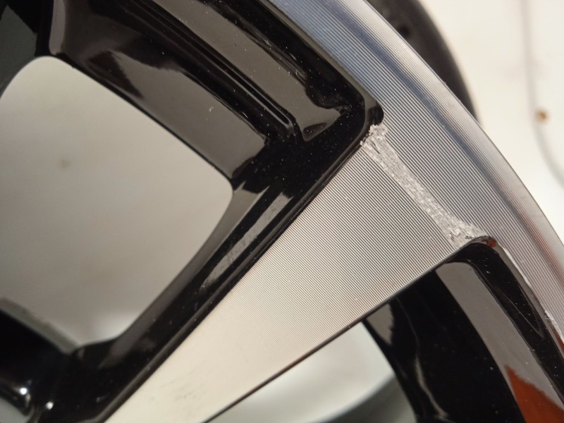 Recambio de llanta para volvo v40 hatchback (525) d2 referencia OEM IAM 31445798  