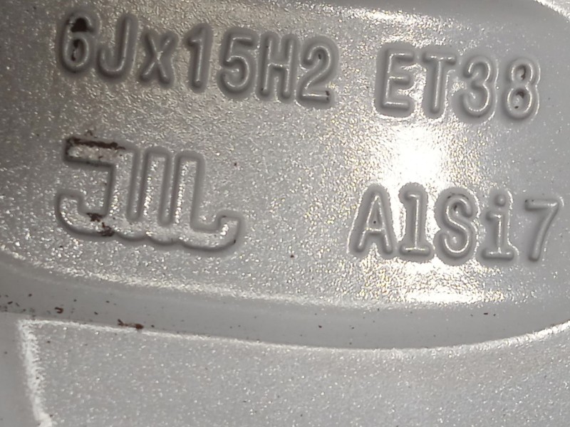 Recambio de llanta para seat ibiza iv (6j5, 6p1) 1.6 tdi referencia OEM IAM 6J0601025M 6J0601025M8Z8 