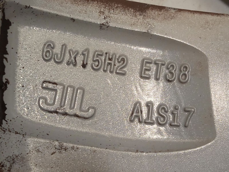 Recambio de llanta para seat ibiza iv (6j5, 6p1) 1.6 tdi referencia OEM IAM 6J0601025M 6J0601025M8Z8 