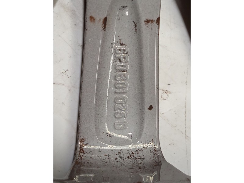 Recambio de llanta para seat ibiza iv (6j5, 6p1) 1.0 tsi referencia OEM IAM 6P0601025D 6P0601025DUC9 