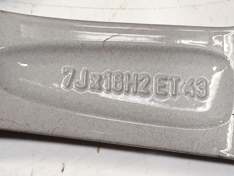 Recambio de llanta para seat ibiza iv (6j5, 6p1) 1.0 tsi referencia OEM IAM 6P0601025D 6P0601025DUC9 