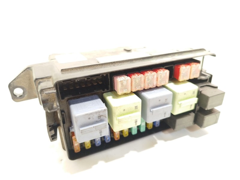 Recambio de caja reles / fusibles para mini mini (r50, r53) cooper referencia OEM IAM 6906604 61146906614 