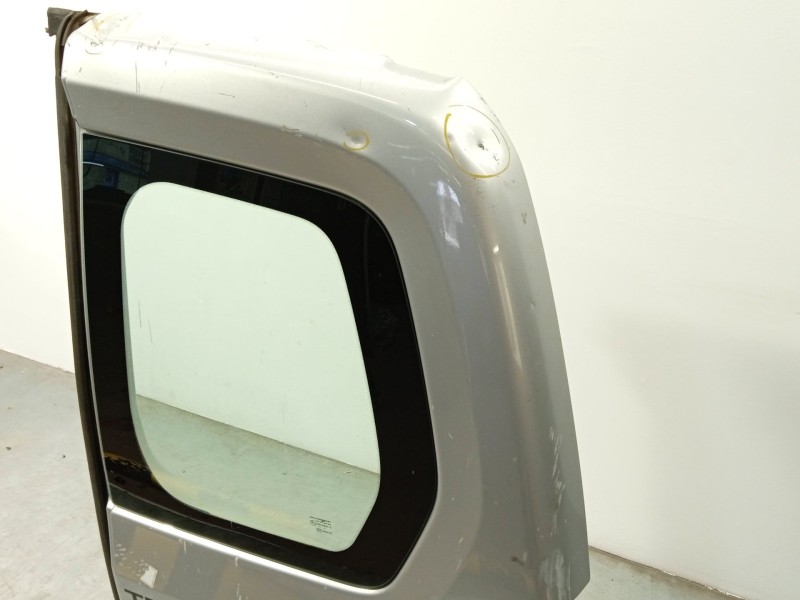 Recambio de puerta trasera derecha para peugeot partner tepee 1.6 hdi 90 referencia OEM IAM 8703E4 9820436680 