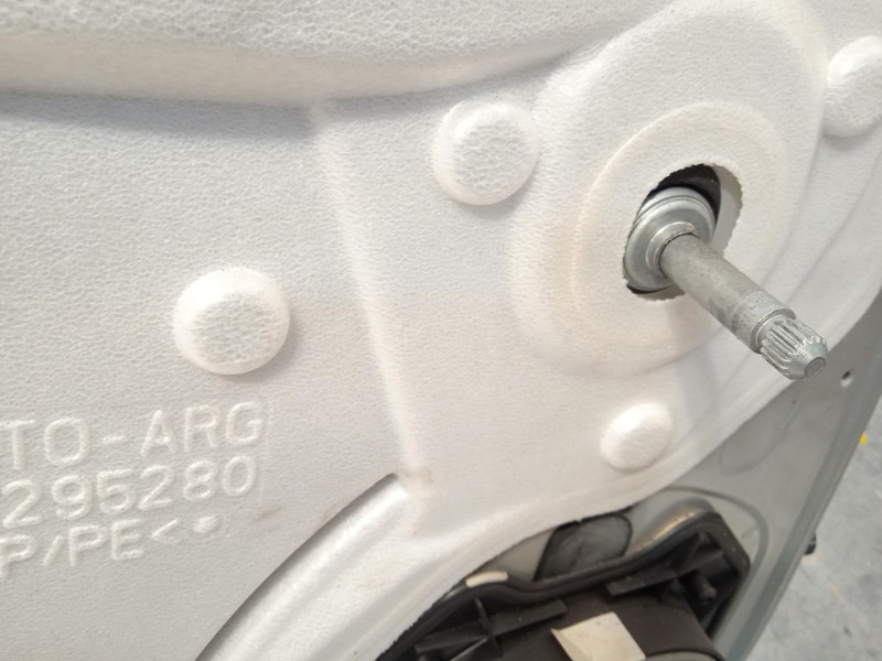 Recambio de puerta trasera izquierda para citroën c4 i (lc_) 1.6 hdi referencia OEM IAM 9006H8  