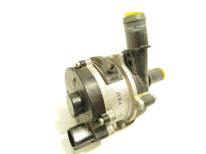 Recambio de bomba agua para kia niro referencia OEM IAM 2510003HZ6  