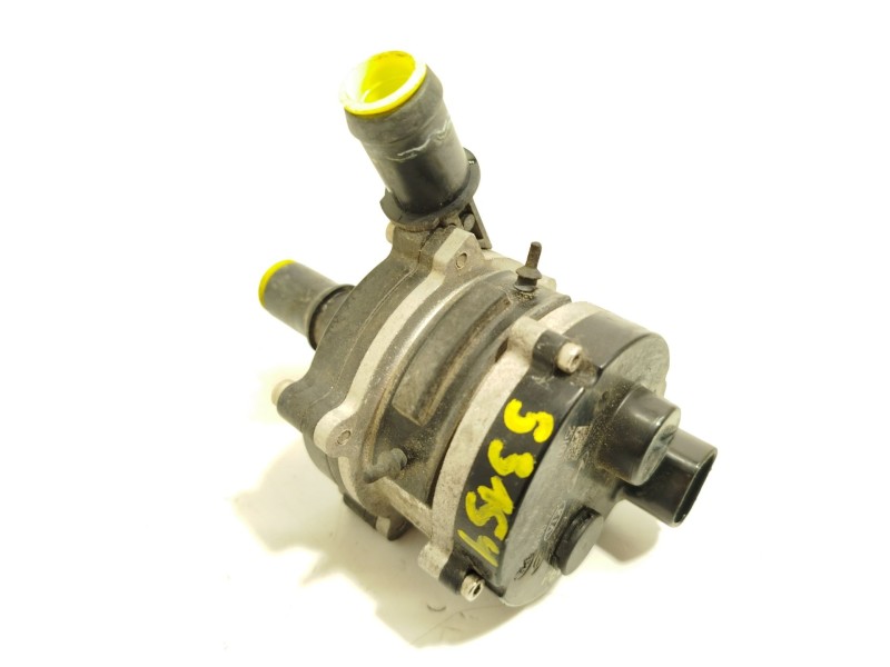 Recambio de bomba agua para kia niro referencia OEM IAM 2510003HZ6  