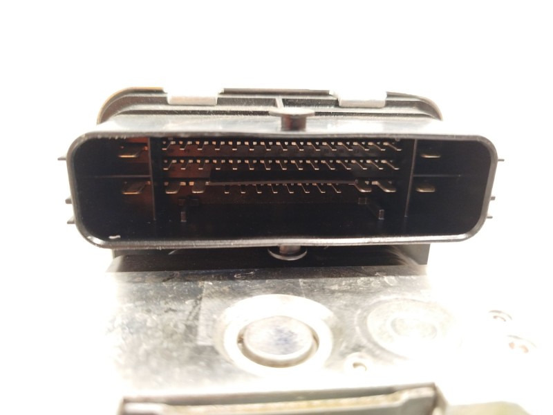 Recambio de abs para skoda karoq (nu7, nd7) 1.6 tdi referencia OEM IAM 5Q0614517EE 28516322113 10022016544