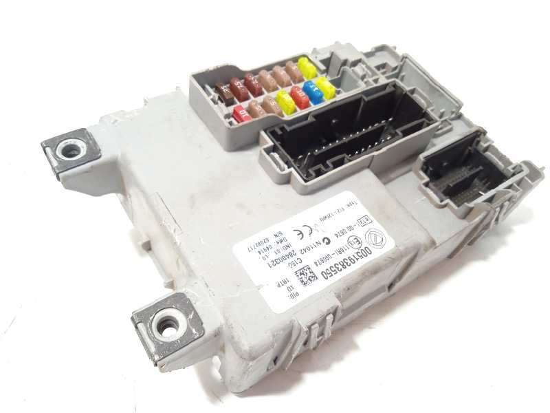CAJA RELES / FUSIBLES 00519383550 51938355 