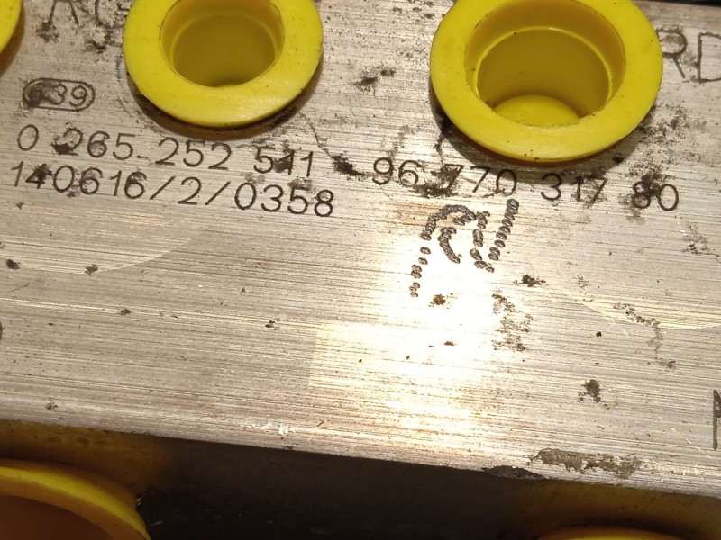 Recambio de abs para peugeot 508 sw i (8e_) 2.0 hdi referencia OEM IAM 9677031780 0265952153 0265252511