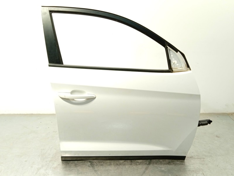 PUERTA DELANTERA DERECHA 76004D7000 