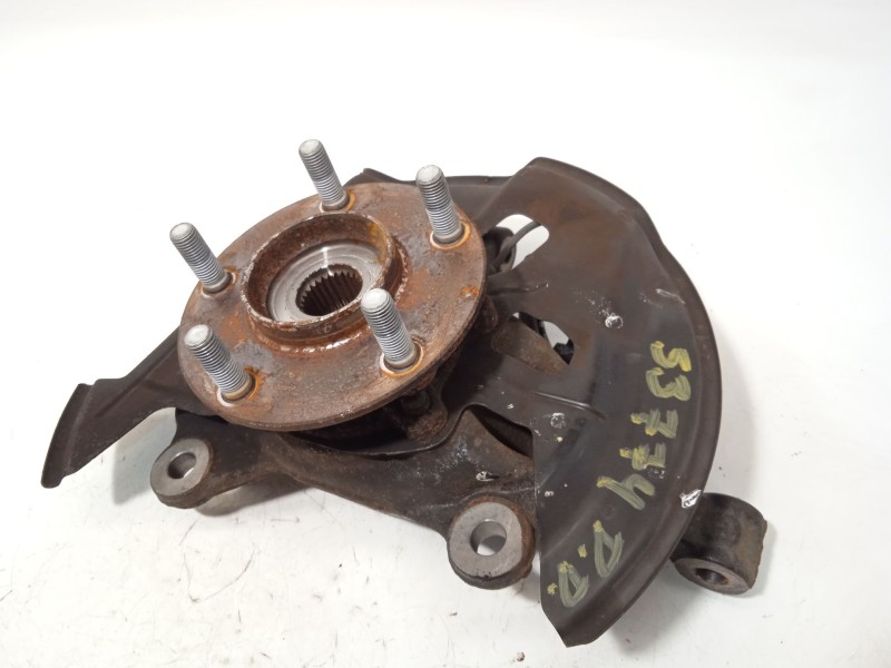 Recambio de mangueta delantera derecha para mazda cx-3 (dk) 2.0 skyactiv-g referencia OEM IAM D10E33021  