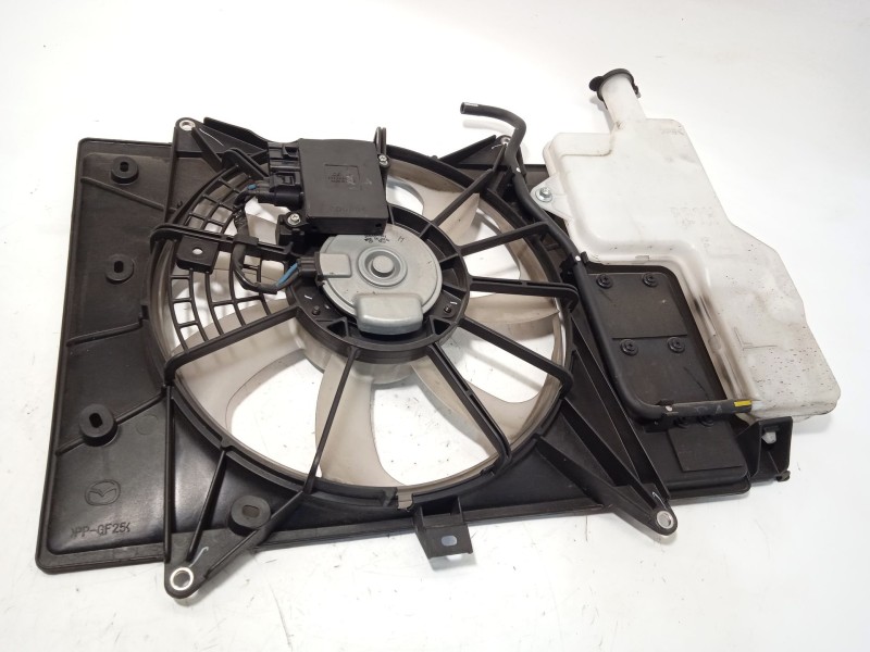 Recambio de electroventilador para mazda cx-3 (dk) 2.0 skyactiv-g referencia OEM IAM PEHH15025 2680007081 