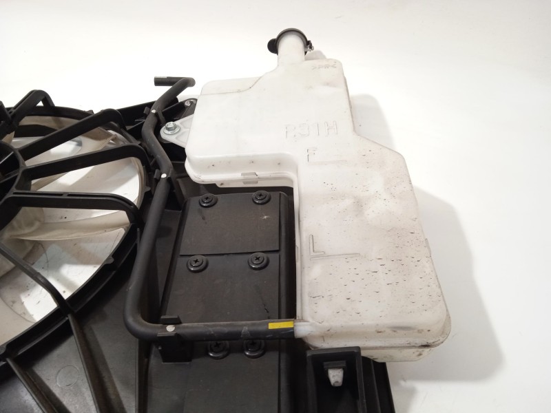 Recambio de electroventilador para mazda cx-3 (dk) 2.0 skyactiv-g referencia OEM IAM PEHH15025 2680007081 