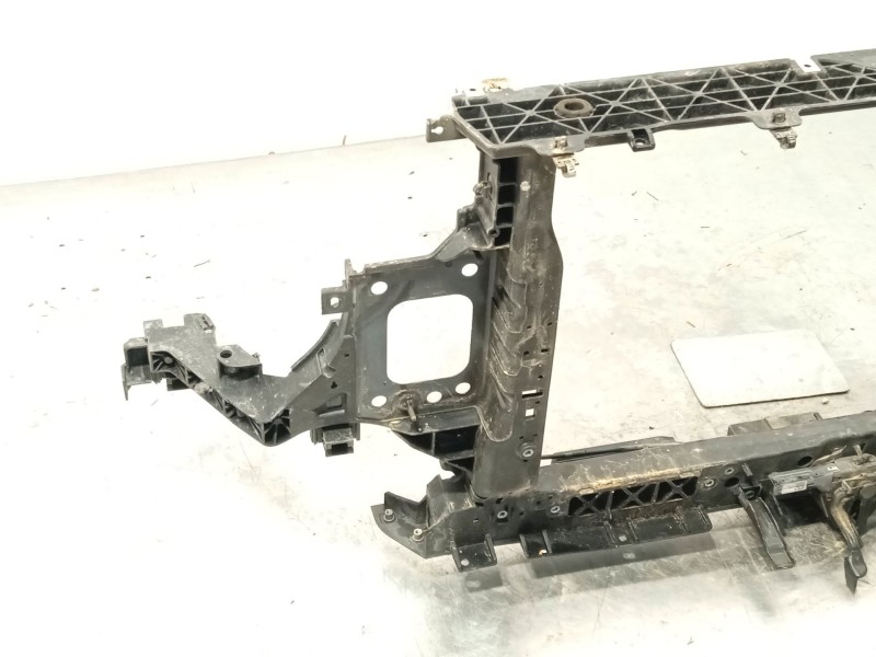 Recambio de panel frontal para kia xceed 1.4 tgdi cat referencia OEM IAM 64101J7500AS  