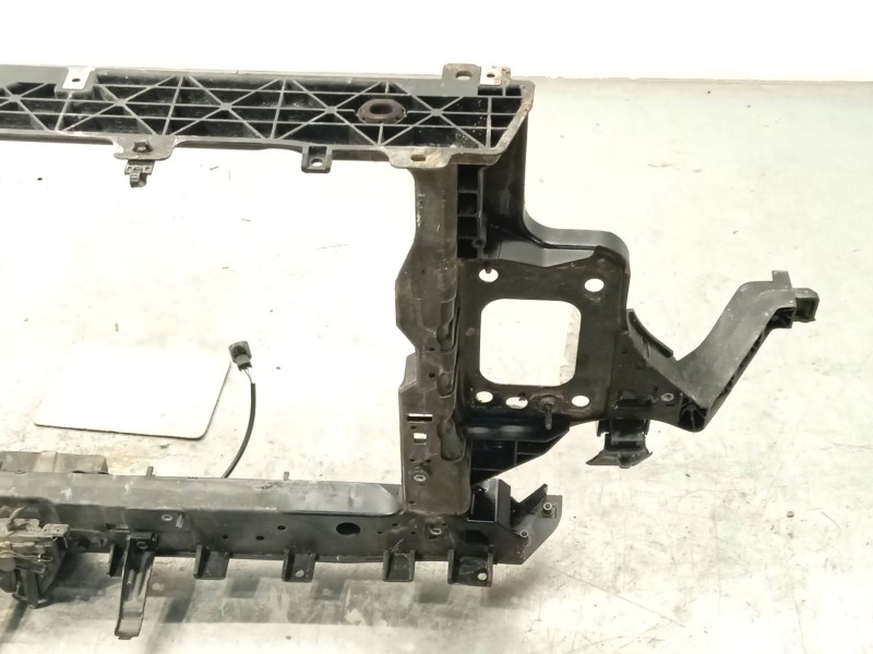 Recambio de panel frontal para kia xceed 1.4 tgdi cat referencia OEM IAM 64101J7500AS  