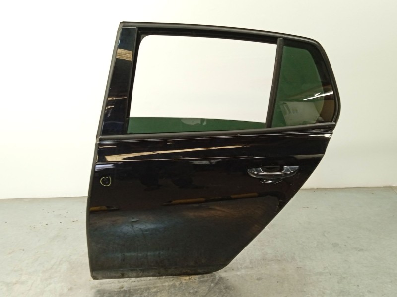 Recambio de puerta trasera izquierda para volkswagen golf vi (5k1) 2.0 tdi referencia OEM IAM 5K6833055K  