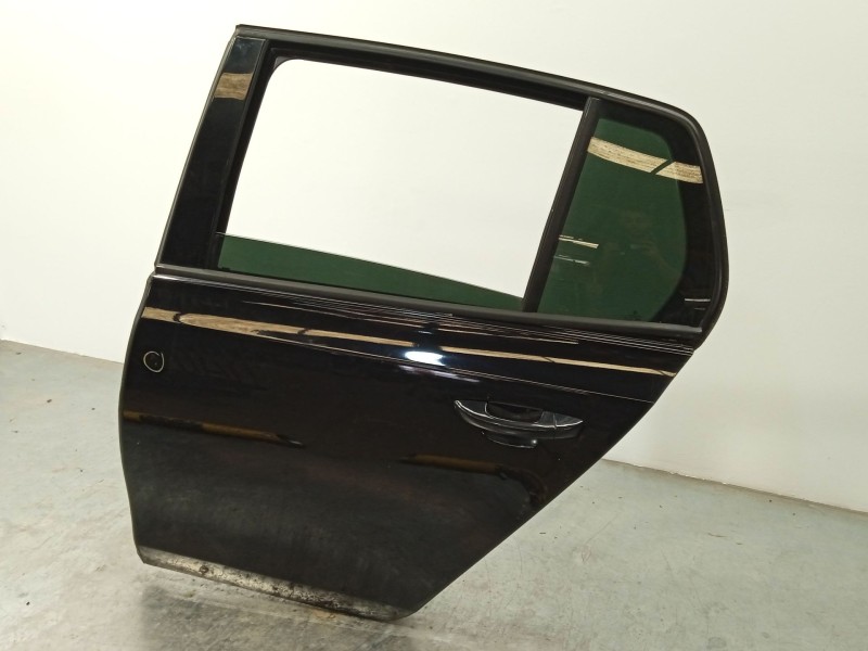 Recambio de puerta trasera izquierda para volkswagen golf vi (5k1) 2.0 tdi referencia OEM IAM 5K6833055K  