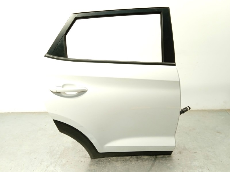 PUERTA TRASERA DERECHA 77004D7000 