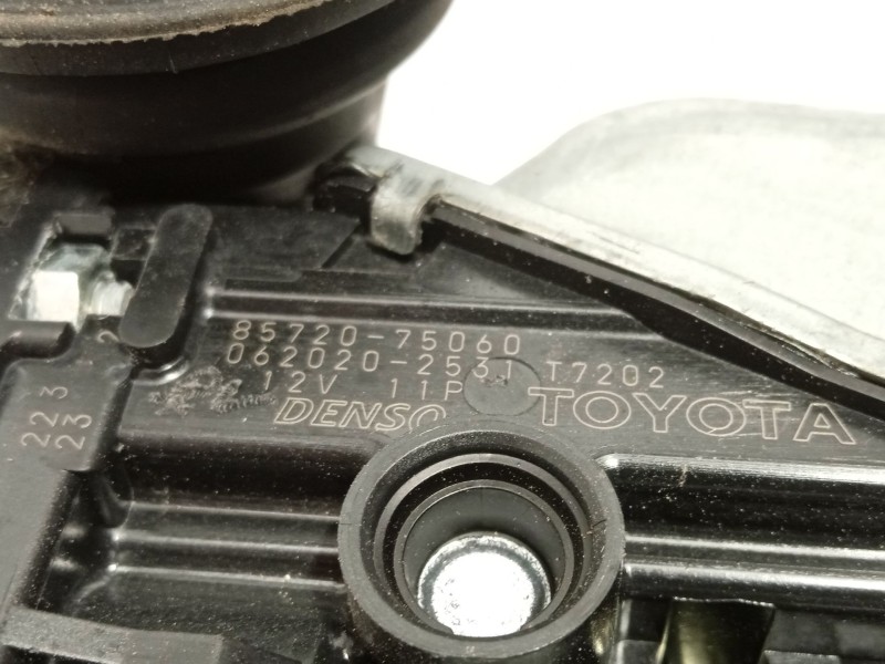 Recambio de elevalunas delantero izquierdo para lexus ct 200h referencia OEM IAM 8572075060  