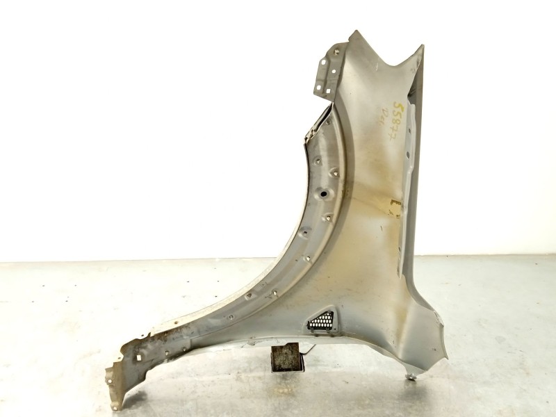 Recambio de aleta delantera derecha para chevrolet captiva (c100, c140) 2.0 d 4wd referencia OEM IAM 96624396  