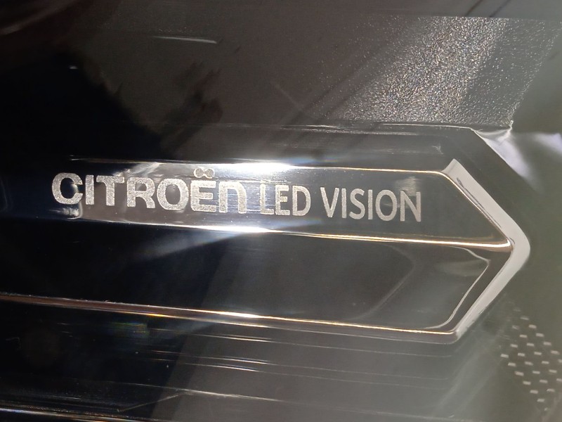 Recambio de faro derecho para citroën c4 iii 1.2 puretech referencia OEM IAM 9830649280  73243672095E