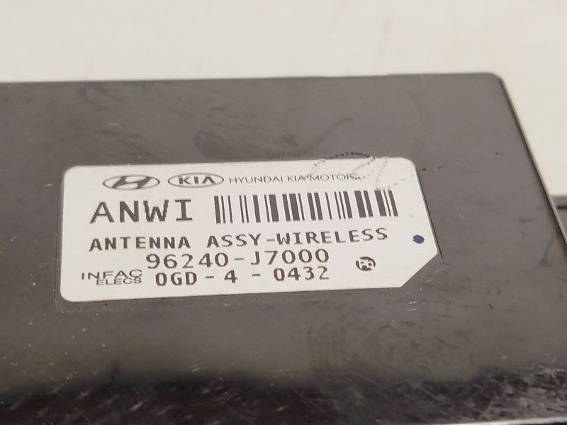 Recambio de modulo electronico para kia xceed 1.4 tgdi cat referencia OEM IAM 96240J7000  