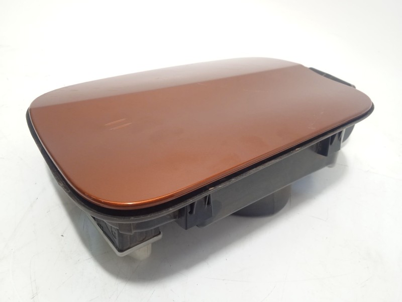 Recambio de tapa exterior combustible para citroën c4 iii 1.2 puretech referencia OEM IAM 983118931T 9830612080 