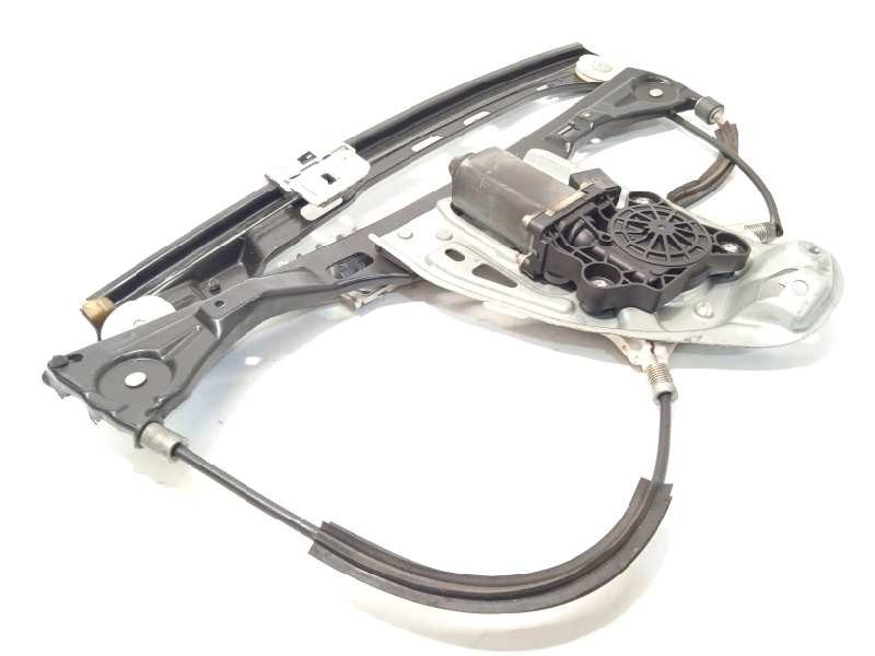 ELEVALUNAS DELANTERO IZQUIERDO A2208204542 