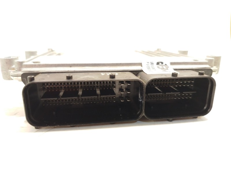 Recambio de centralita motor uce para kia xceed 1.4 tgdi cat referencia OEM IAM 3910303CH2  