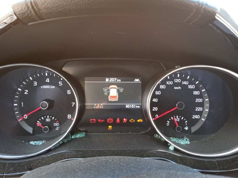 Recambio de cuadro instrumentos para kia xceed 1.4 tgdi cat referencia OEM IAM 94033J7061  