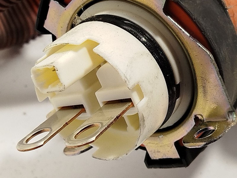 Recambio de modulo electronico para lexus ct 200h referencia OEM IAM 8216476020  