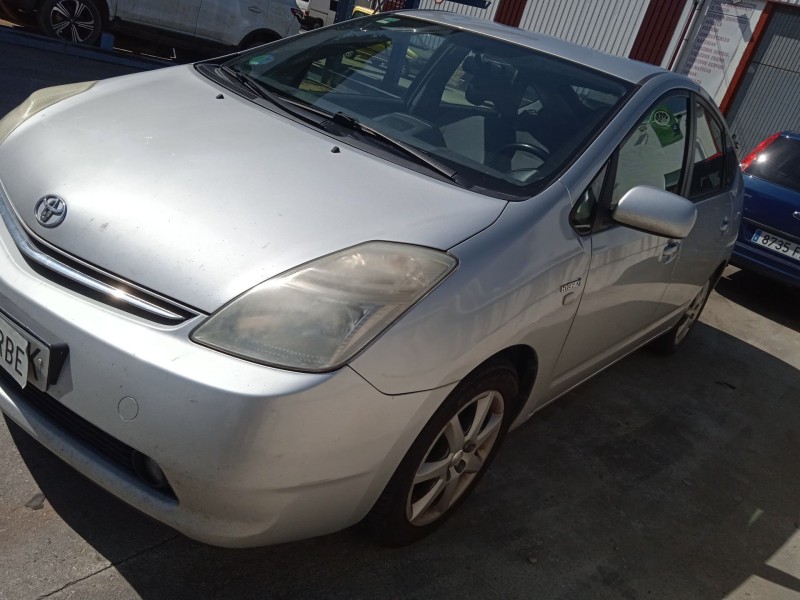 toyota prius liftback (_w2_) del año 2006