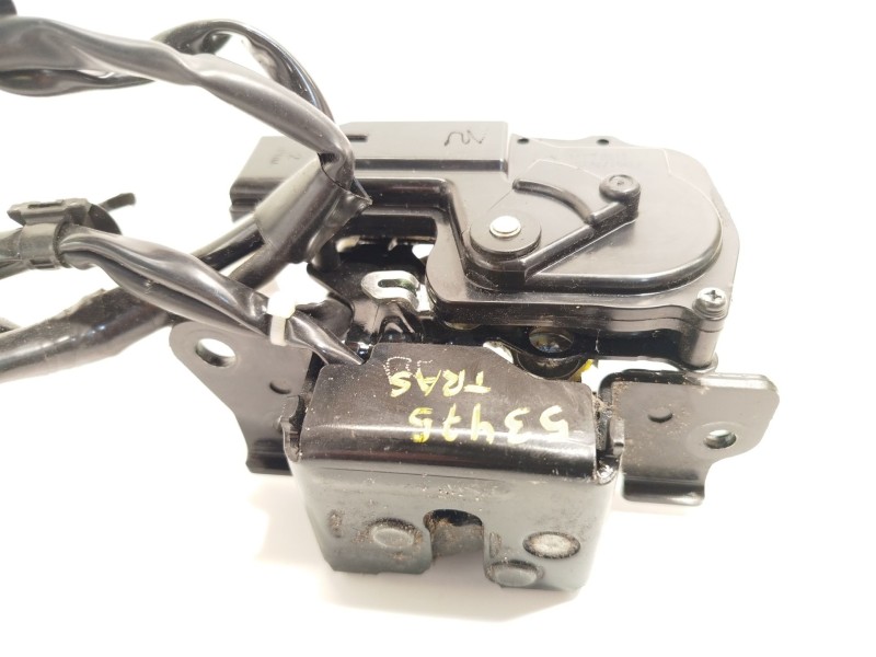 Recambio de cerradura maletero / porton para lexus ct 200h referencia OEM IAM 6935047040  