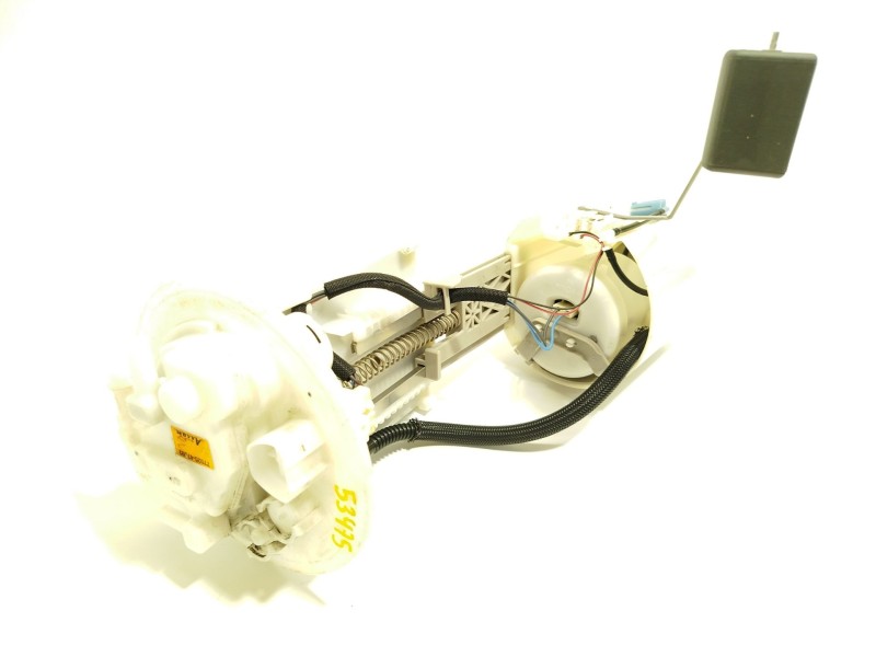 Recambio de bomba combustible para lexus ct 200h referencia OEM IAM 7702047092  
