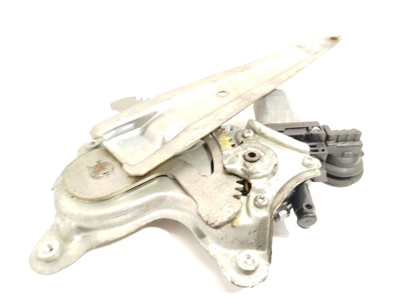 Recambio de elevalunas trasero izquierdo para lexus is200 (ds2/is2) 220d referencia OEM IAM 8571058010  0620401760