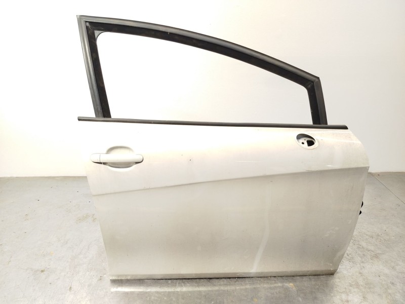 Recambio de puerta delantera derecha para seat leon (1p1) 1.4 tsi referencia OEM IAM 1P0831056A  