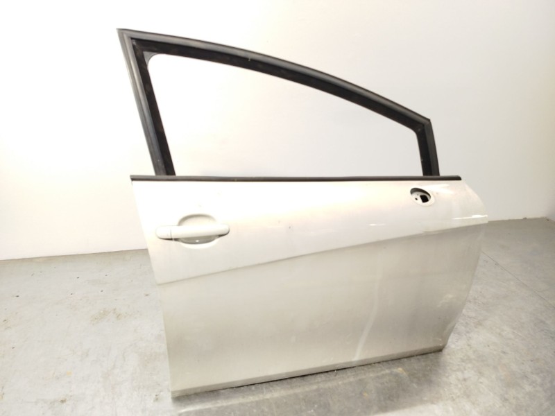 Recambio de puerta delantera derecha para seat leon (1p1) 1.4 tsi referencia OEM IAM 1P0831056A  