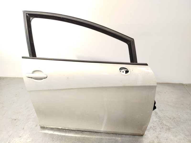 Recambio de puerta delantera derecha para seat leon (1p1) 1.4 tsi referencia OEM IAM 1P0831056A  