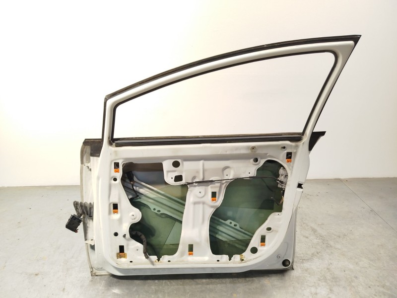 Recambio de puerta delantera derecha para seat leon (1p1) 1.4 tsi referencia OEM IAM 1P0831056A  