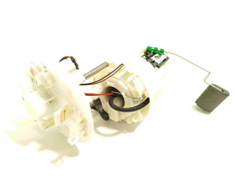 Recambio de bomba combustible para kia stonic (yb) 1.0 t-gdi eco-dynamics+ referencia OEM IAM 31110H8400  