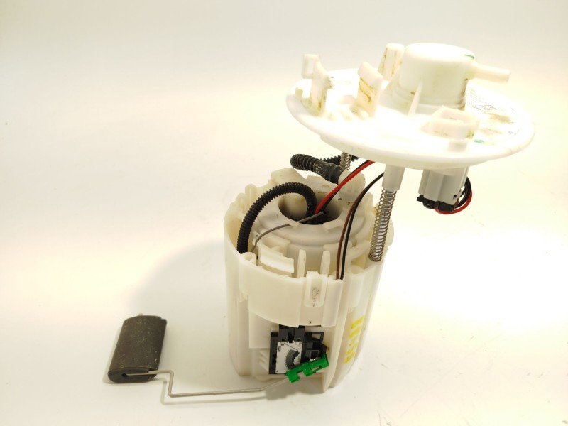 Recambio de bomba combustible para kia stonic (yb) 1.0 t-gdi eco-dynamics+ referencia OEM IAM 31110H8400  