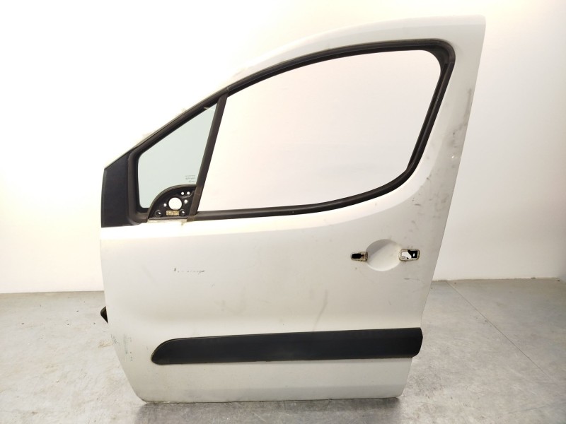 Recambio de puerta delantera izquierda para peugeot partner tepee 1.6 hdi 75 (16v) referencia OEM IAM 9002Z3  